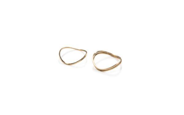 WAVE BAND RING by boe